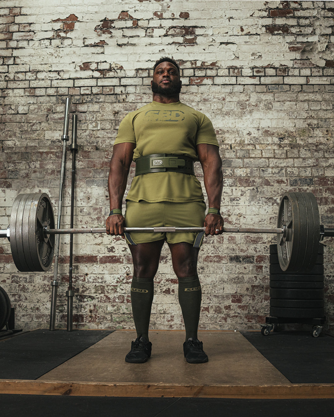 Tricou Brand Resolve